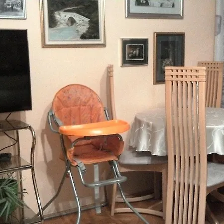 شقة Apartman Nadisa *